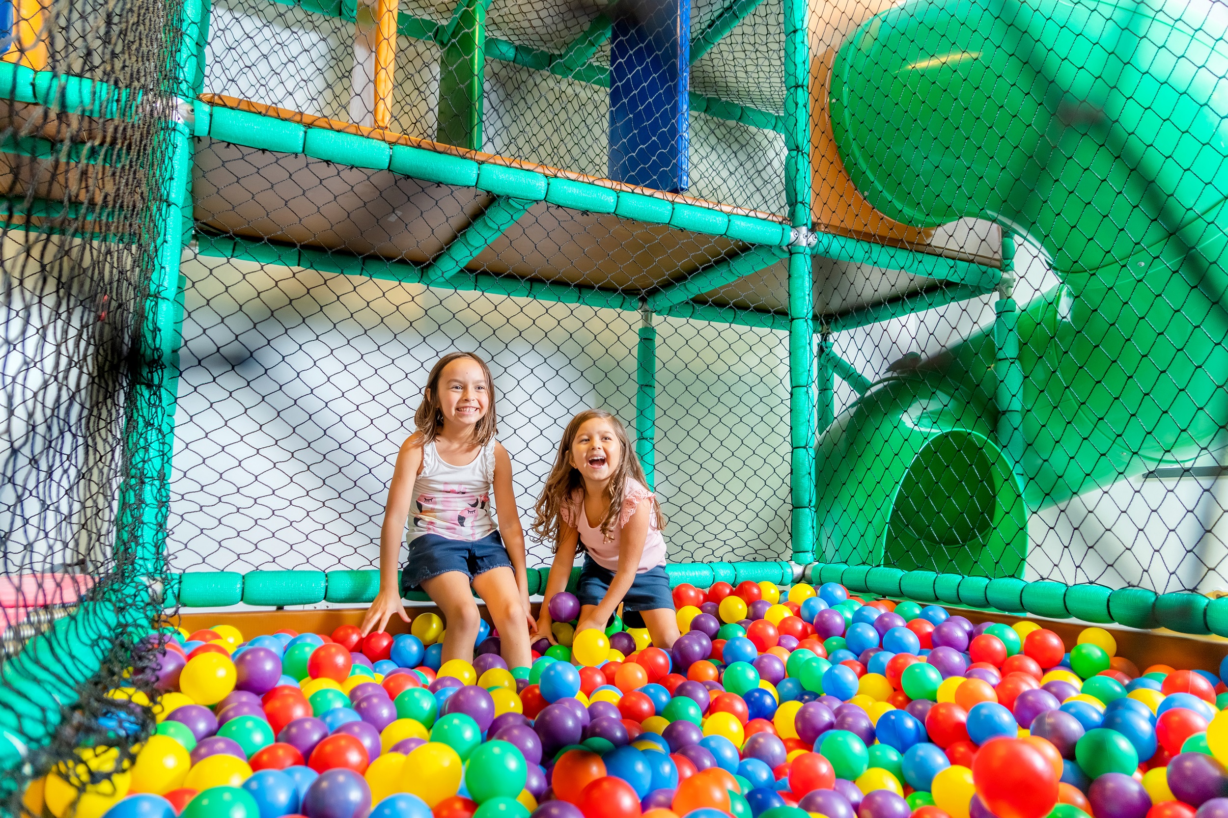 Crianças brincando nas férias no Rio de Janeiro no Kids Club Hyatt Rio de Janeiro - Clube de Crianças