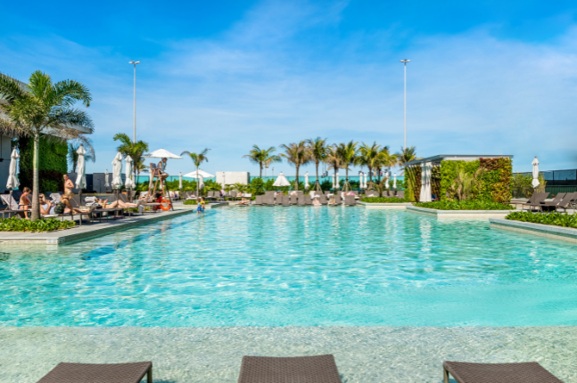 Piscina climatizada do Hyatt RJ