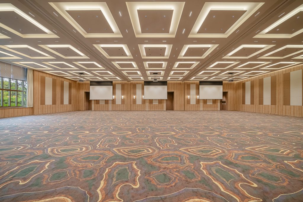 Grand-Ballroom