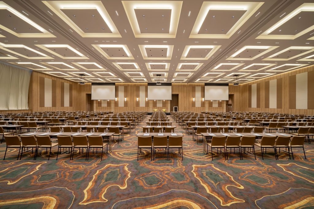 Grand-Ballroom