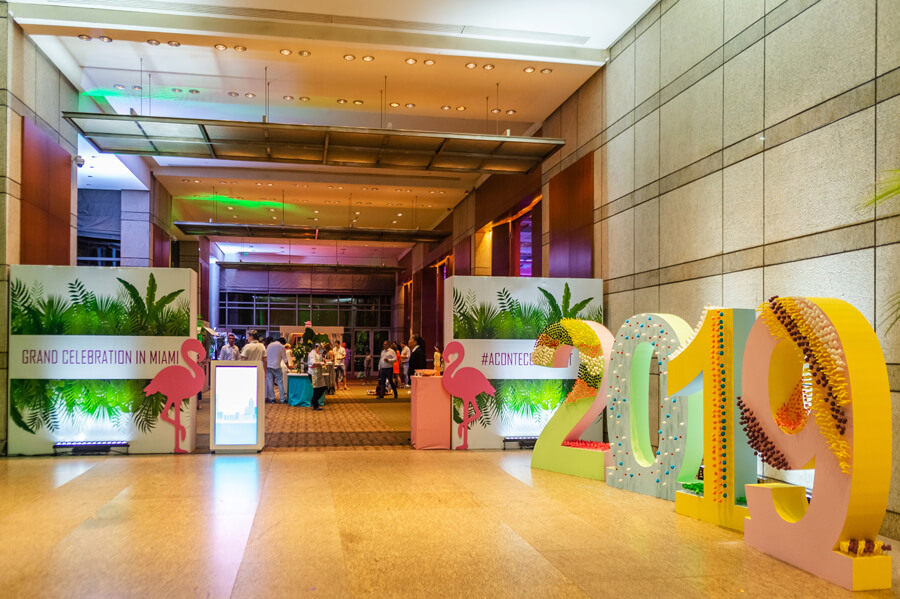 festa de fim de ano no grand hyatt festa de fim de ano letreiro de 2019